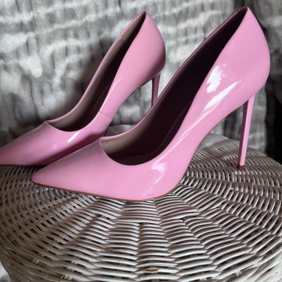 Steve Madden Size 8.5 US Vala Pump in Pink Faux Patent - Picture 2 of 7